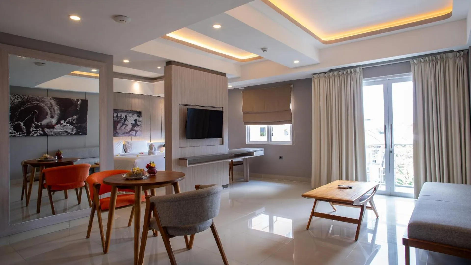Harris Hotel & Residences Riverview Kuta, Bali Kuta  4*, Kuta (Bali)
