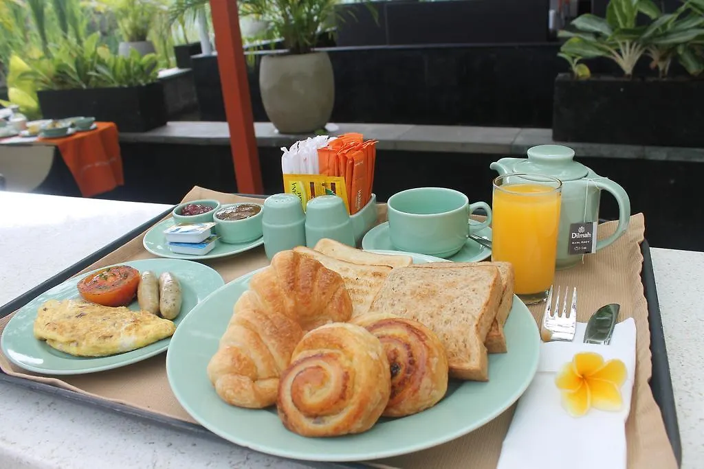 Harris Hotel & Residences Riverview Kuta, Bali Kuta