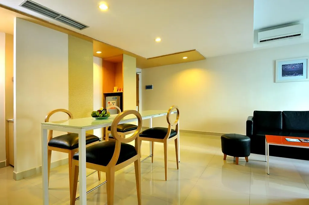 Harris Hotel & Residences Riverview Kuta, Bali Kuta  Kuta (Bali)