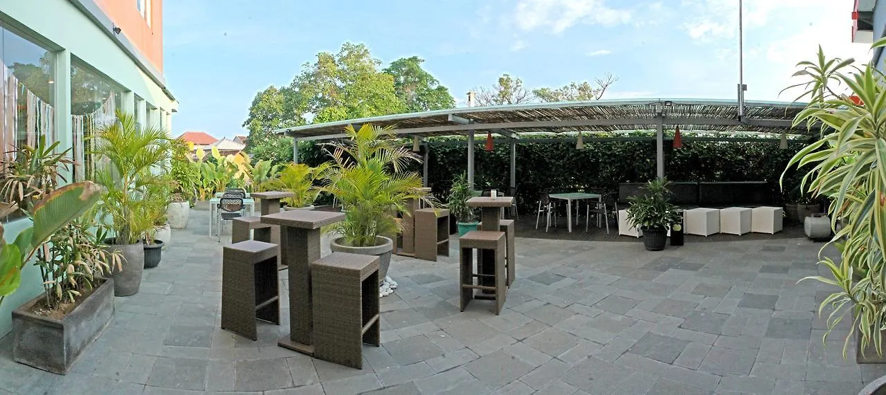 Harris Hotel & Residences Riverview Kuta, Bali Kuta